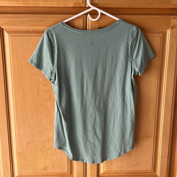 Lululemon Love Tee V - Picture 6 of 6